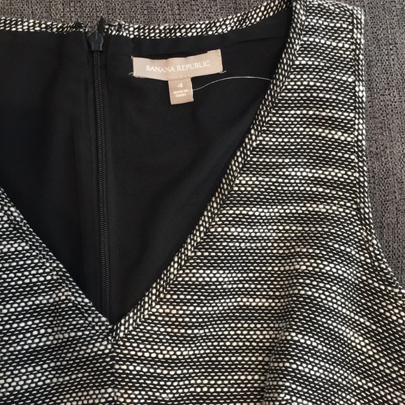 NWT Banana Republic Dress size 4 - Picture 3 of 8